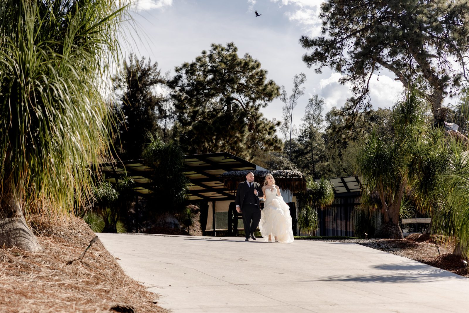 Reportaje documental de la boda de Kenia y Carlos en La Victoria Eventos — Oscar Lara Fotografía