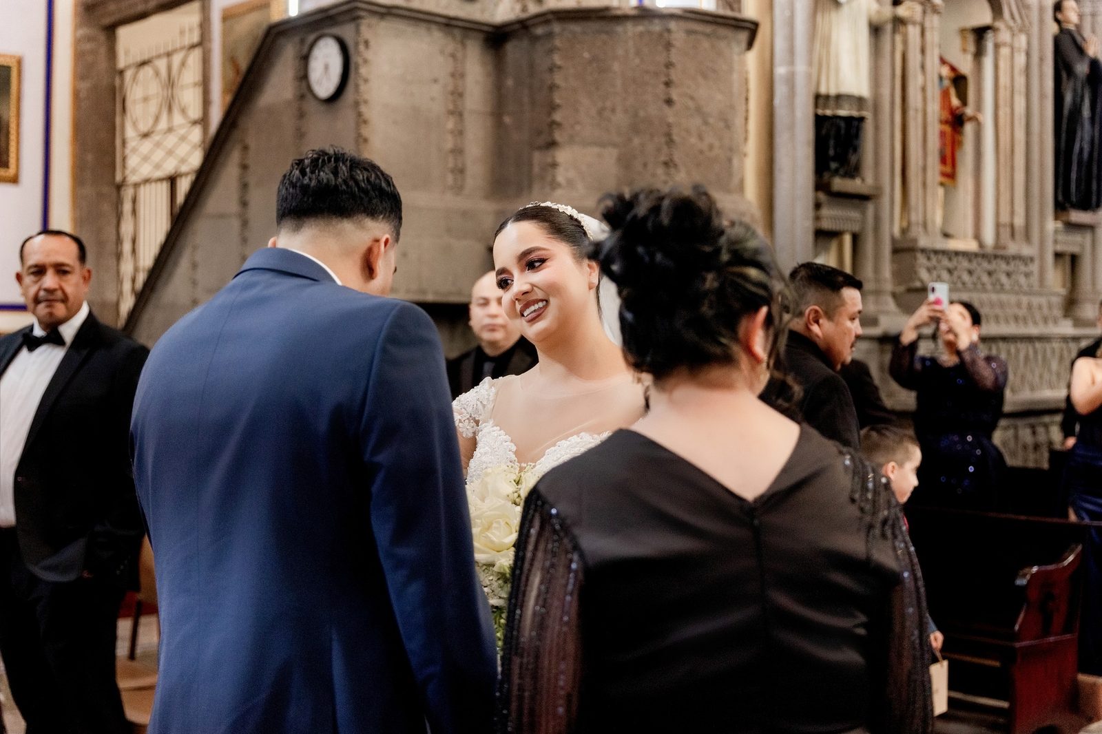 Retrato de los novios Paola y Christian en Salón La Toscana, Tonalá — Oscar Lara Fotografía